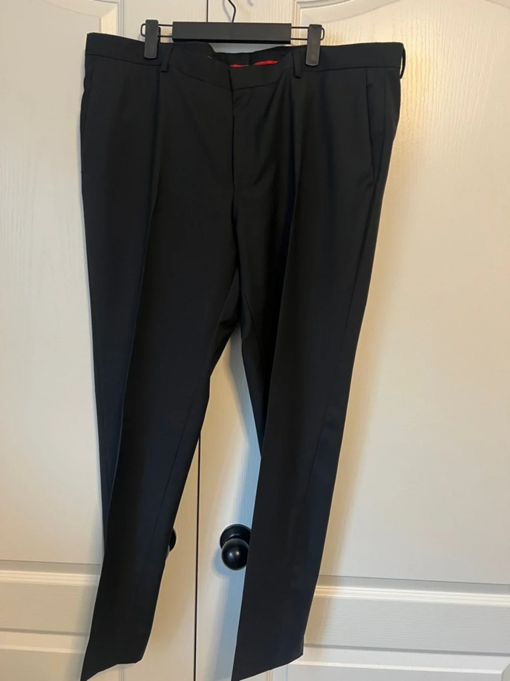 HUGO Men's Black Single-Breasted Suit - Picture 5 of 6